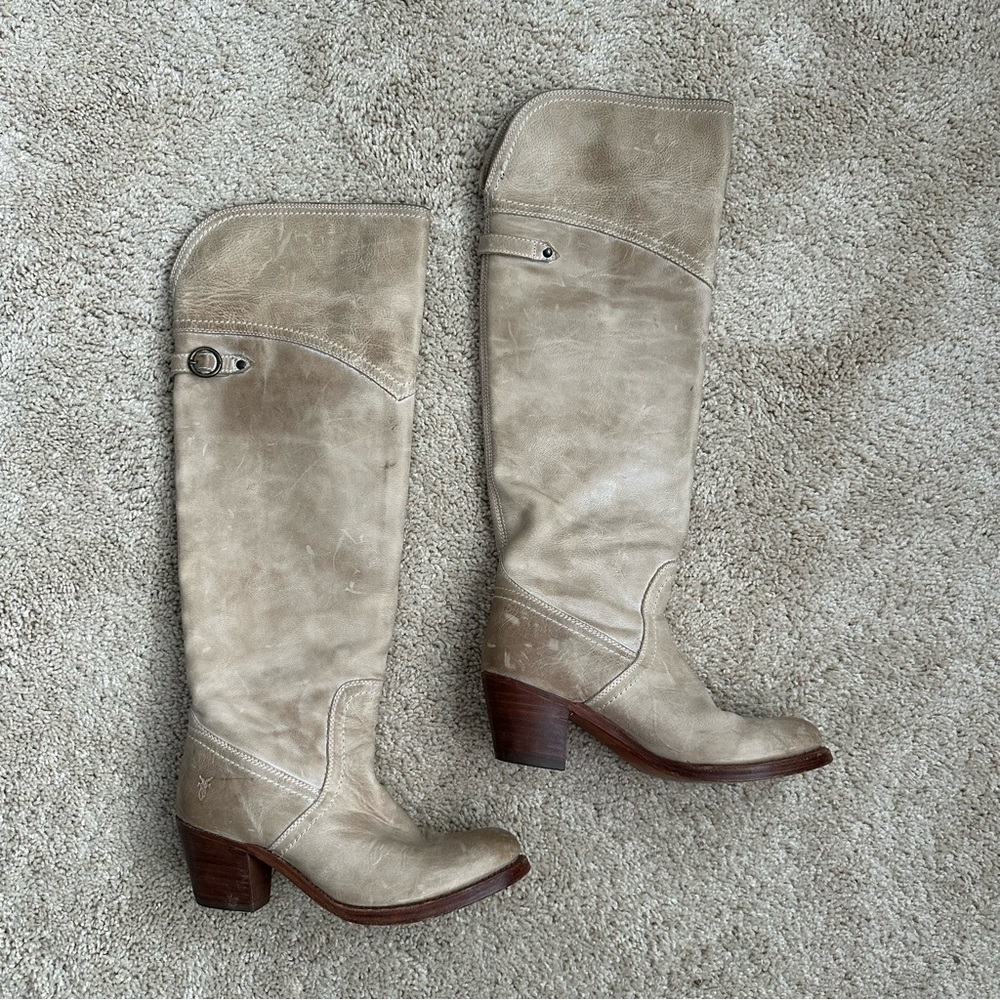 Frye Women’s Tall Beige Leather Heeled Boots